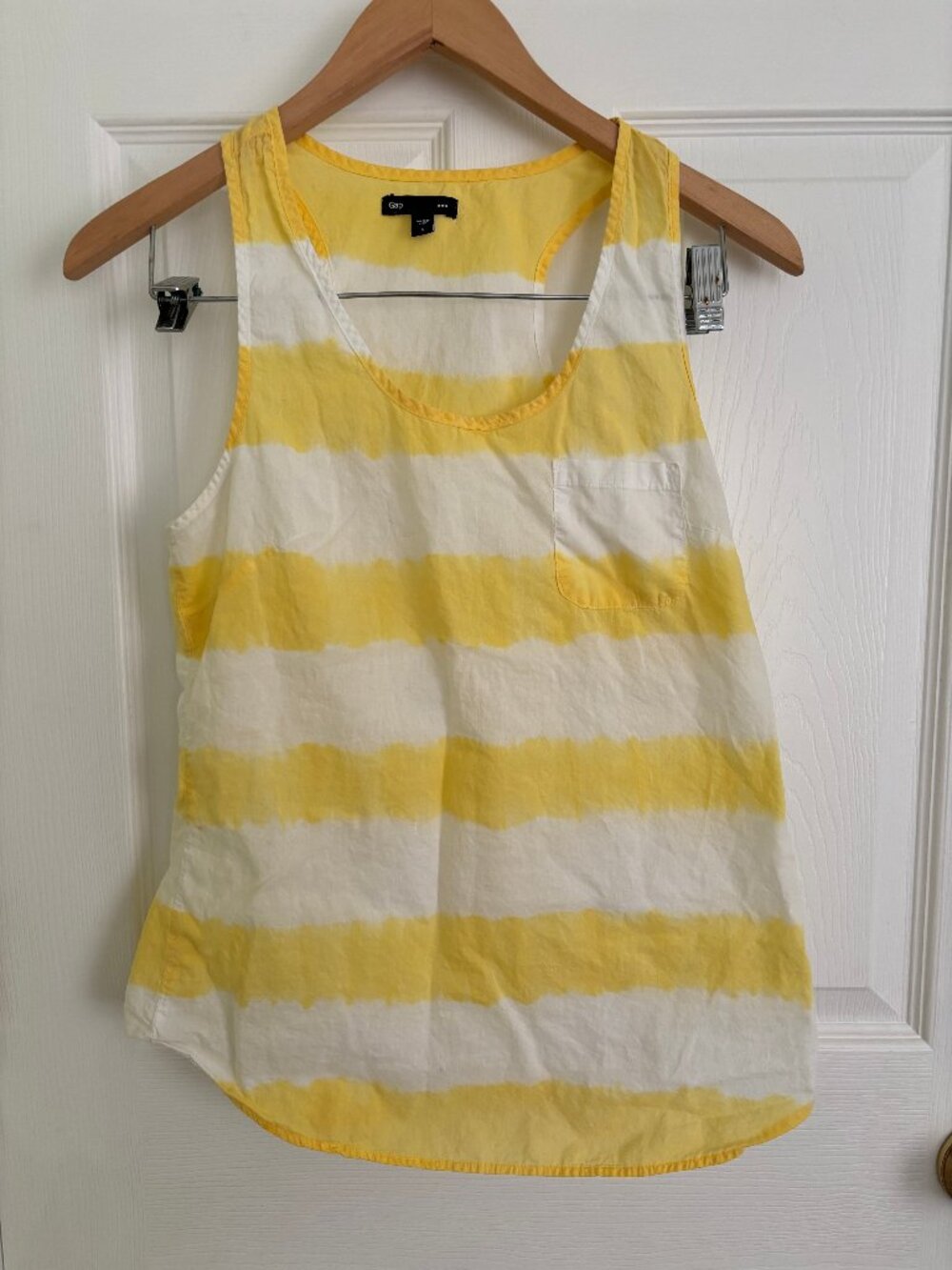 The Gap tank top